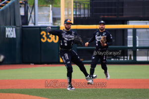 Sultanes de Monterrey Gana en Guadalajara